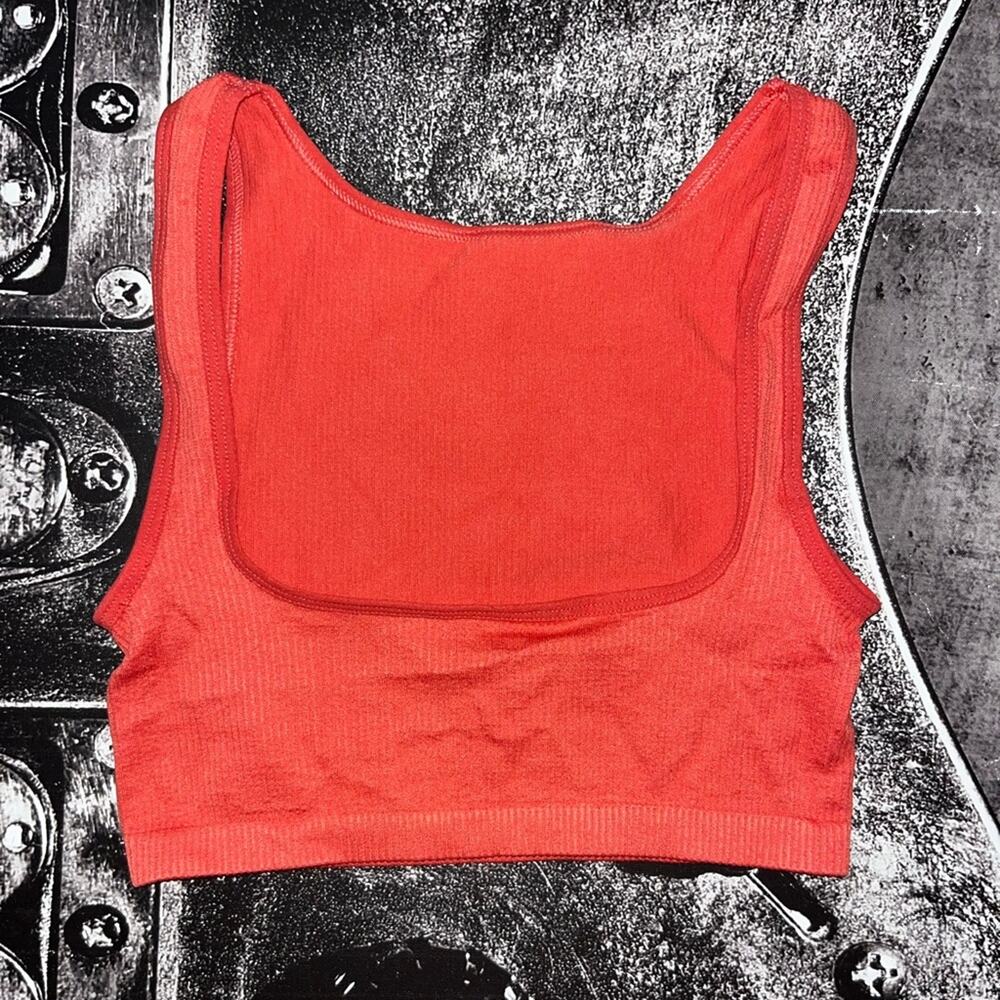NWT Tank Top - Picture 4 of 7